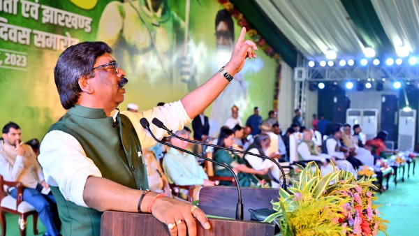 CM हेमंत सोरेन ने कई लोक-कल्याणकारी योजनाओं का शुभारंभ 