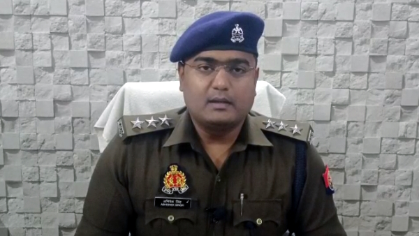 woman cut his neigbour private part in Kaushambi