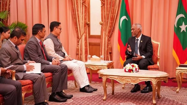 Maldives asks India to officially withdraw its military presence