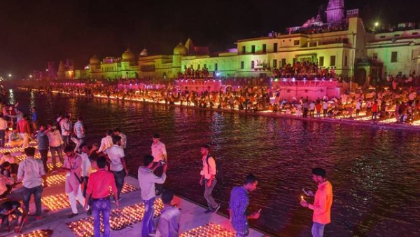 योगी आदित्यनाथ 