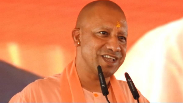 योगी आदित्यनाथ 