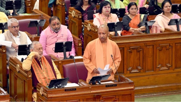 योगी आदित्यनाथ 