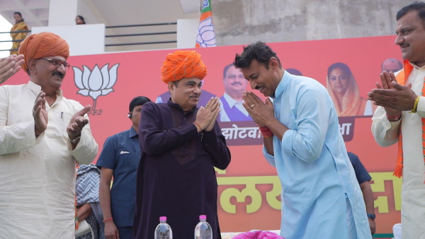 nitin gadkari 