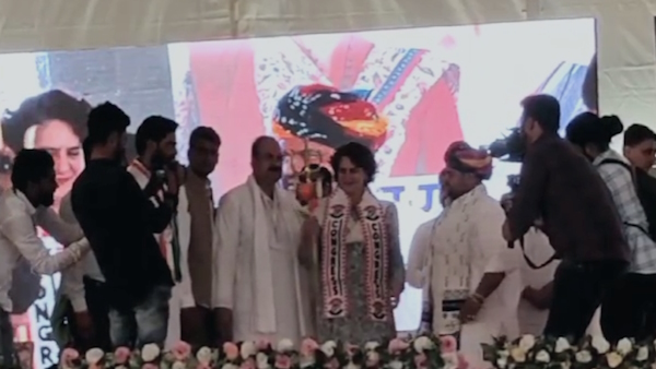 Priyanka gandhi Sachins rally in Bhilwara, says BJP asks for votes in the name of religion Priyanka gandhi Sachins rally in Bhilwara, says BJP asks for votes in the name of religion