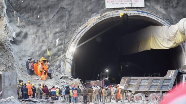 Uttarkashi tunnel collapse News in Hindi Uttarkashi tunnel collapse News in Hindi