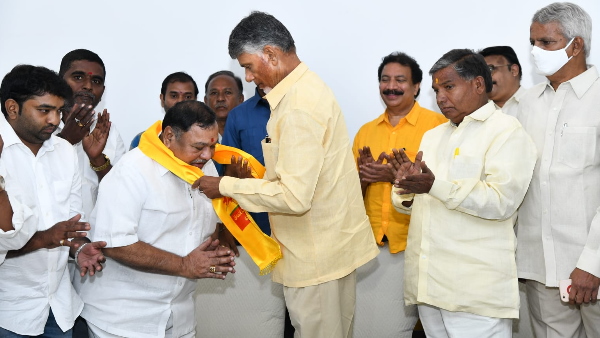 Telangana TDP state president Kasani Dnyaneshwar Mudiraj resigned from the party