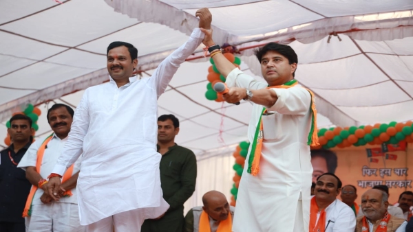 Jyotiraditya Scindia said - The pair of Digvijay and Kamal Nath put Madhya Pradesh in a pit