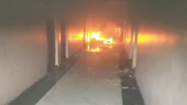 Fire broke out in house of BJP parshad Rekha Tripathi in DD Nagar Maharajpura area students rescued