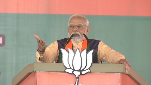 Corrupt Congress leaders are haunted by the fear of locker being opened, PM Narendra Modi statement in Betul