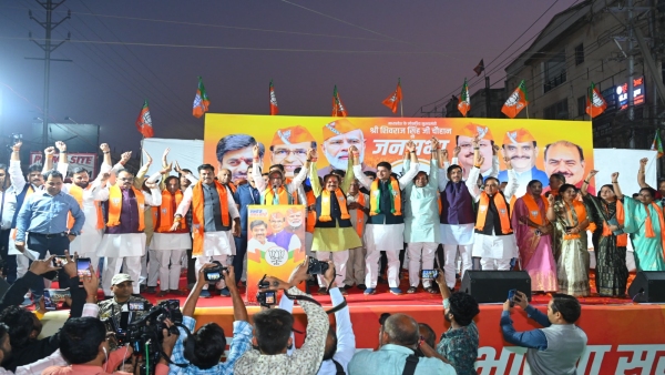 CM Shivraj Singh Chauhan will vote in Budhnis village Jait and VD Sharma will vote in Bhopals Huzoor assembly.