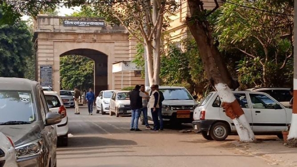 CBI court sentenced two accused in constable recruitment fraud case done by Vyapam. CBI court sentenced two accused in constable recruitment fraud case done by Vyapam.