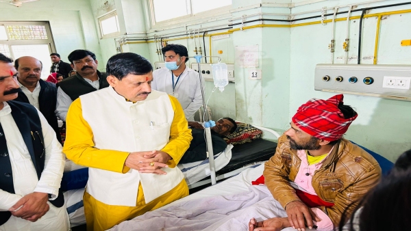 Guna Bus Accident: The culprits will not be spared - CM Mohan Yadav, Rs 4 lakh each to the families of the deceased Guna Bus Accident: The culprits will not be spared - CM Mohan Yadav, Rs 4 lakh each to the families of the deceased