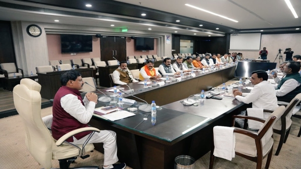 MP News: CM Dr Mohan Yadav brainstormed with the new cabinet, division of departments MP News: CM Dr Mohan Yadav brainstormed with the new cabinet, division of departments