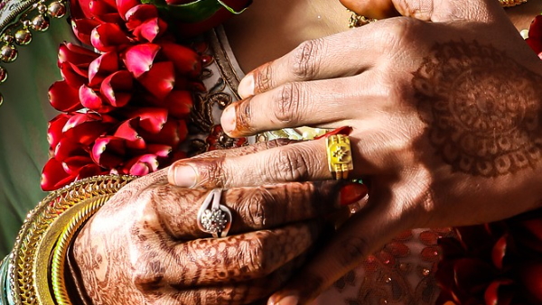 bihar man forcefully marrying a girl bihar man forcefully marrying a girl