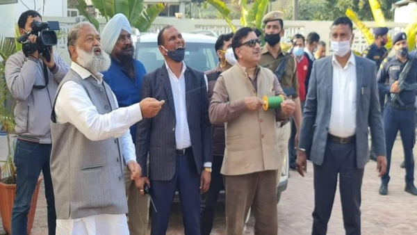 anil vij 