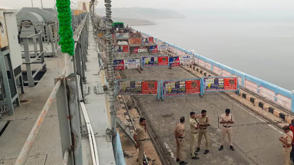 नागार्जुन सागर बांध विवाद पर मुख्य सचिव कर सकते हैं चर्चा नागार्जुन सागर बांध विवाद पर मुख्य सचिव कर सकते हैं चर्चा