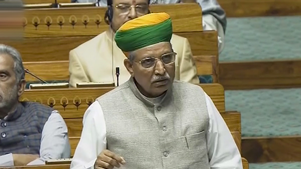 मुख्य चुनाव आयुक्त की नियुक्ति से जुड़ा विधेयक पास