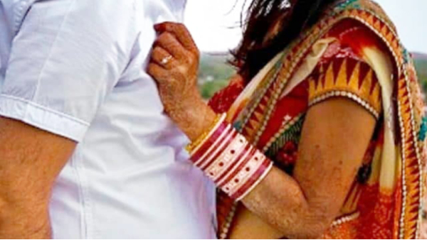 aunty nephew love gwalior