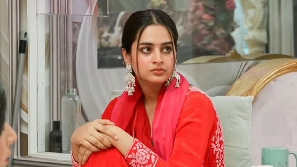 ayesha khan