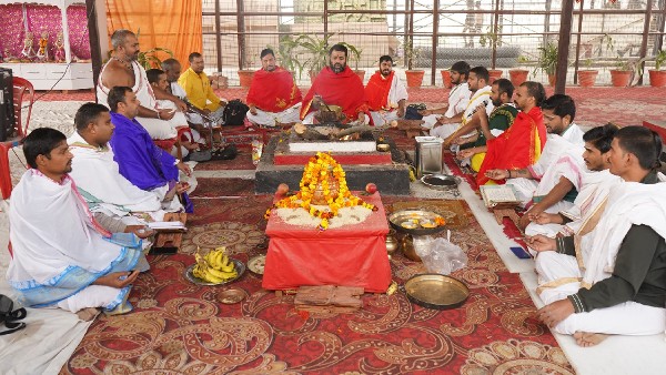 Ayodhya Ram Mandir Inauguration Varanasi Scholar