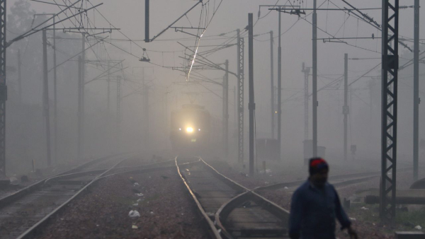 22 trains running late