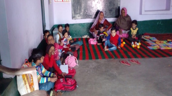2 year old son of Hathras DM Archana Verma studying in an Anganwadi center 2 year old son of Hathras DM Archana Verma studying in an Anganwadi center