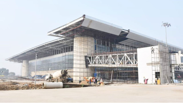 Gwalior to Delhi Bangalore Flight: 