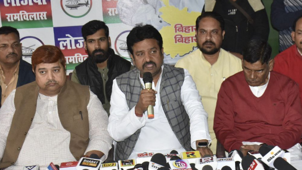 Hulas Pandey resigns, says truth can be troubled but not defeated- Bihar Politics News Hindi