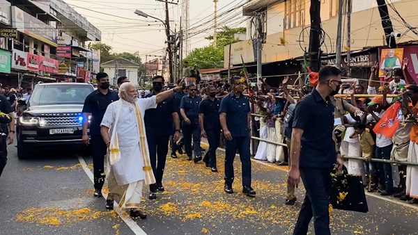 BJP is trying to break into the vote bank of Congress in Kerala, running Sneh Yatra