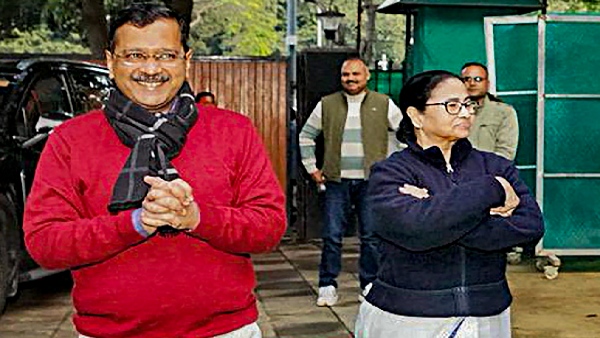 Mamata Banerjee met Kejriwal