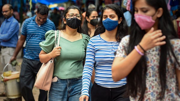 Karnatak advised senior citizens and those with comorbidities to wear masks Covid cases rise