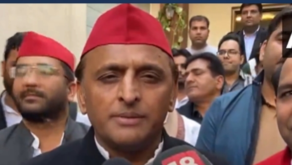 अखिलेश यादव 