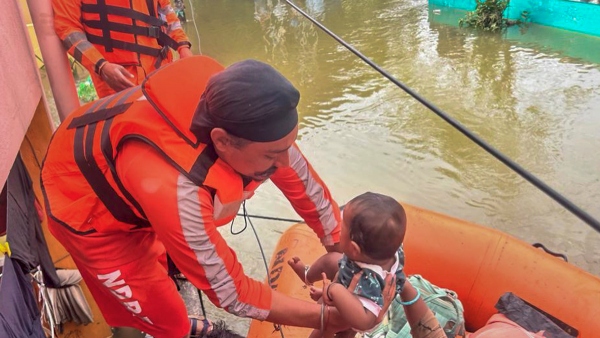 Cyclone Michaung Video Cyclone Michaung Video