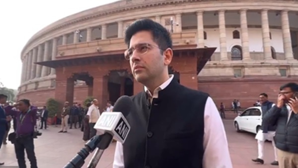 raghav chadha 