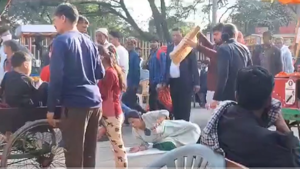 Giriraj Maharaj Parikarma