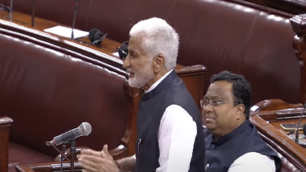 Shah tells YSRC MP about cooperative societies