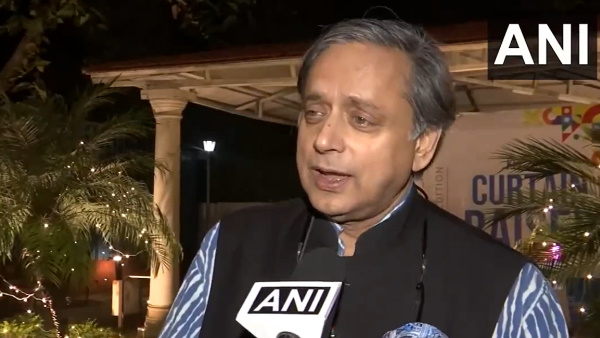 आरिफ खान के काफिले पर SFI के हमले पर क्या बोले शशि थरूर 