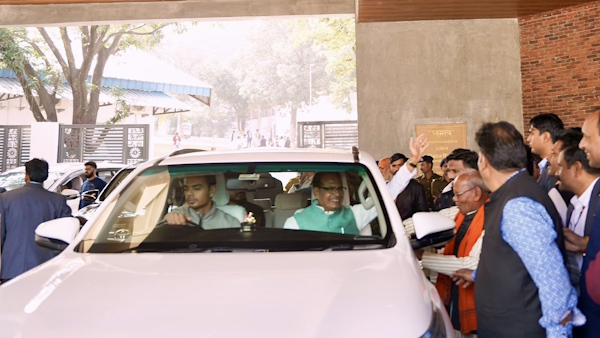 Former CM Shivraj Singh Chouhan vacates his government bungalow