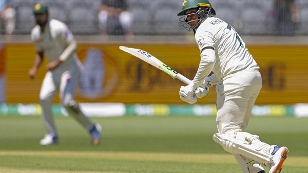  Usman Khawaja 