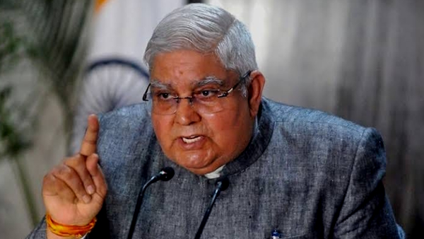 Anpadh Jat Padha Barabar 