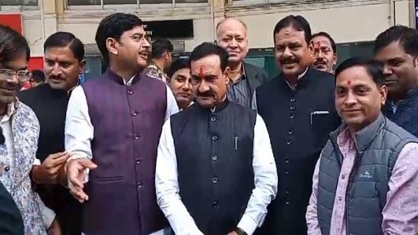 Narottam Mishra said that I am not in the race for the post of CM, BJP government will be formed in MP.