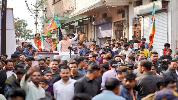 CM Shivraj road show in Raghogarh, Chauhan said - I will take the amount of ladli behna up to ₹ 3000
