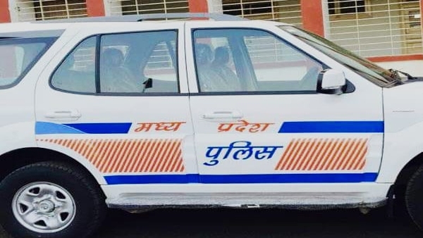 Police Radio Department floated Dial 100 tender without preparation, bidding changed several times Police Radio Department floated Dial 100 tender without preparation, bidding changed several times