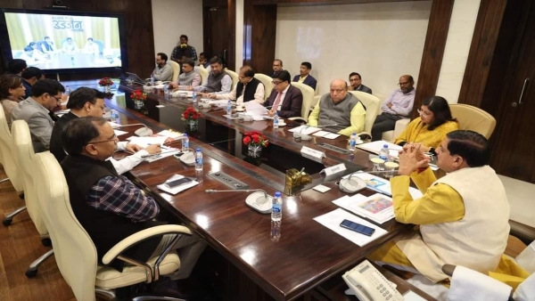 Bhopal: Mohan Yadav discussed with DM, CS and SP, officers forgot Vande Mataram in rush of meeting
