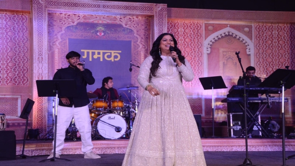 Tansen Festival-2023 Sufi singer Richa Sharma spread beautiful colors of music in gathering of Gamak Tansen Festival-2023 Sufi singer Richa Sharma spread beautiful colors of music in gathering of Gamak