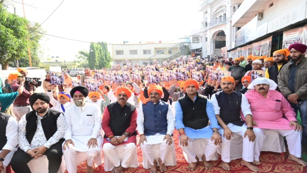 On Veer Bal Diwas, State President Sharma paid tribute to Sahibzadas at Shyamala Hills Gurdwara On Veer Bal Diwas, State President Sharma paid tribute to Sahibzadas at Shyamala Hills Gurdwara