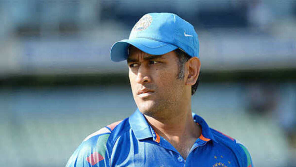  Mahendra singh Dhoni 