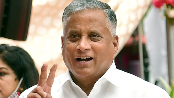 कर्नाटक: वी सोमन्ना ने अमित शाह-जेपी नड्डा से की मुलाकात कर्नाटक: वी सोमन्ना ने अमित शाह-जेपी नड्डा से की मुलाकात