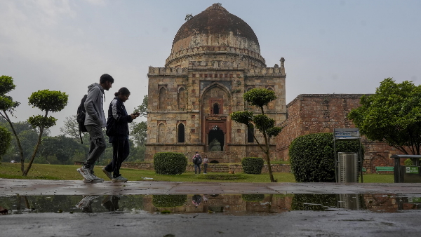 Delhi weather