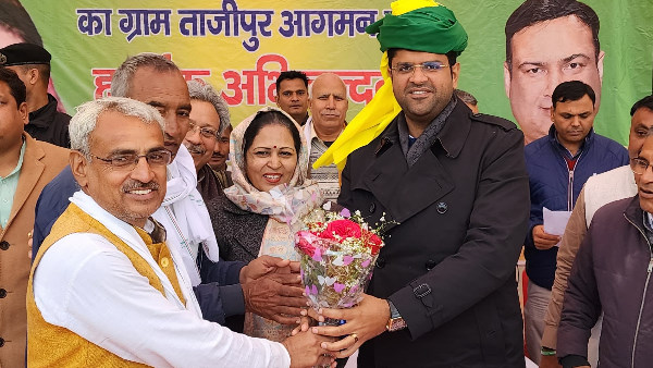 दुष्यंत चौटाला ने बीआर आंबेडकर की मूर्ति का किया अनावरण